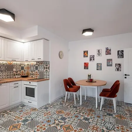 아파트 Artistic 2 Bedroom Heart Of Kapana Ap1 플로브디프
